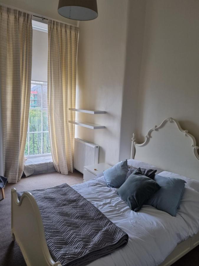 3 Double-Bed Georgian Apartment In Prime Location เอดินบะระ ภายนอก รูปภาพ